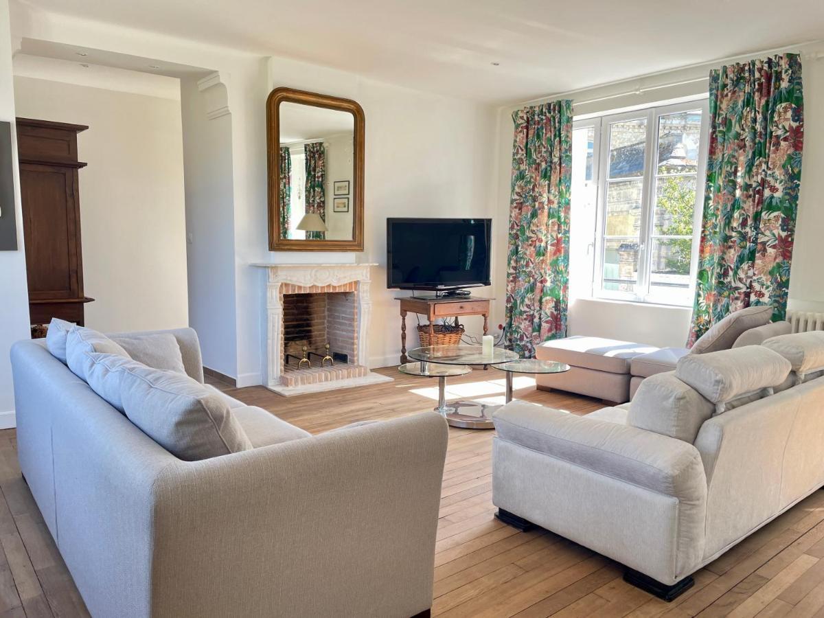L'Orangerie Des Ursulines Apartment บาเยอ ภายนอก รูปภาพ